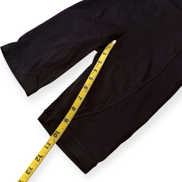 Lululemon Sheer Will High-Rise Short 10" Pulse Black Biker Gym Mesh Size 6 - Picture 9 of 10